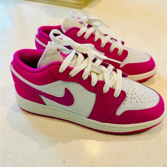 hotpink jordans